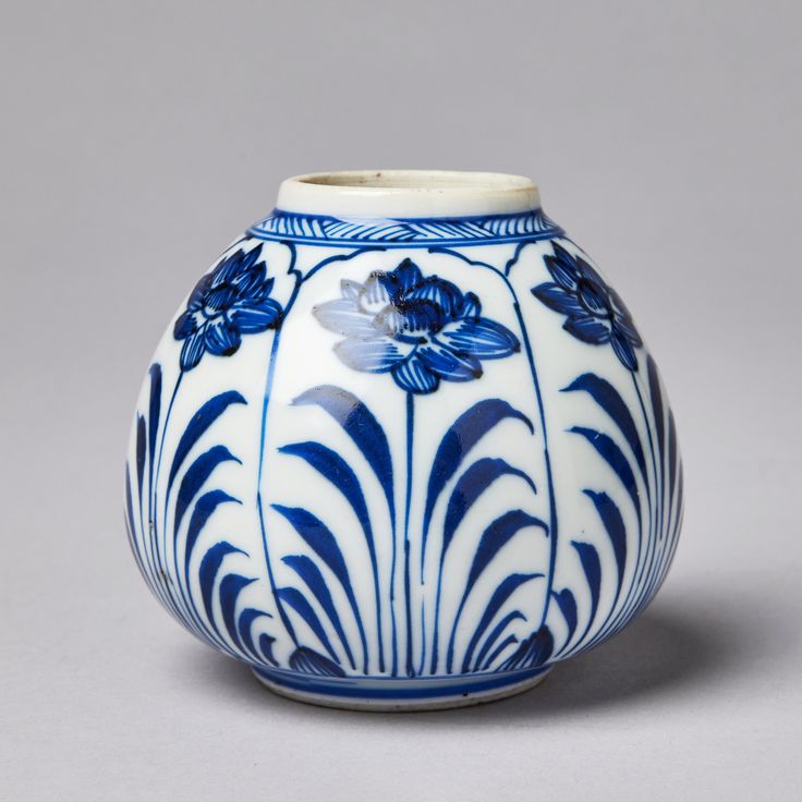 Waterpots Motif